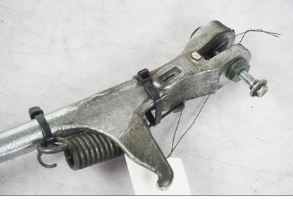 Höger sida på Sidostöd från en Honda VT 600 C -1998 motorcykel.