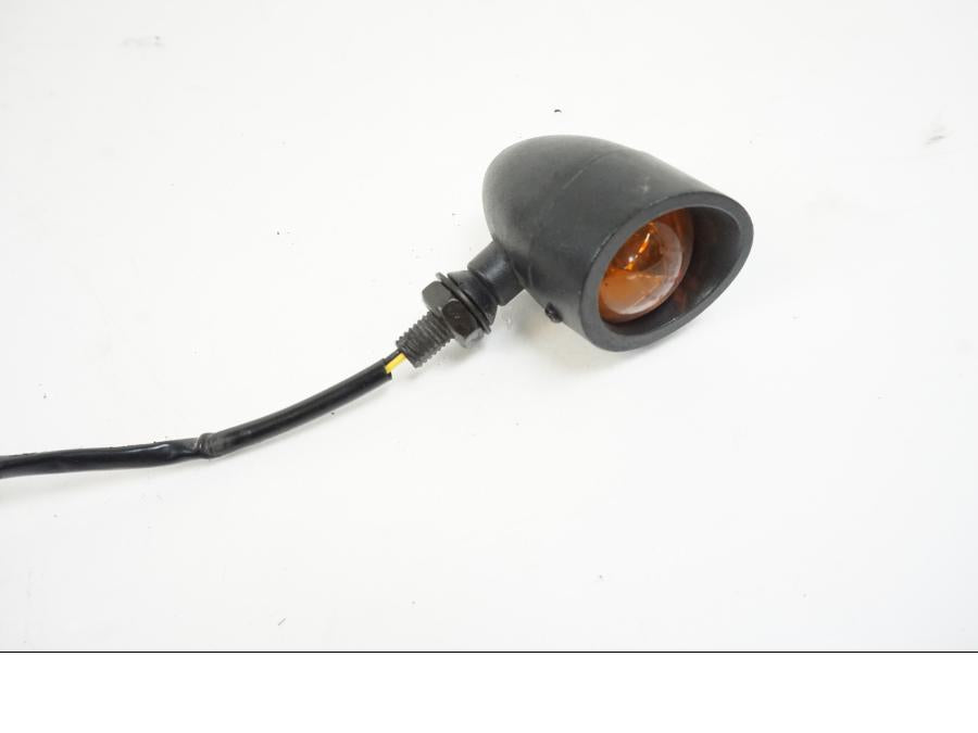 Framsidan på Blinkers från en Yamaha XVS 1100 -2004 motorcykel.