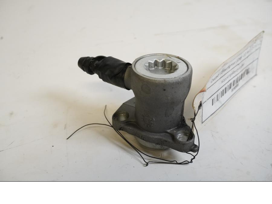 Framsidan på Kopplingslavcylinder från en Ducati Streetfighter 1098 -2010 motorcykel.