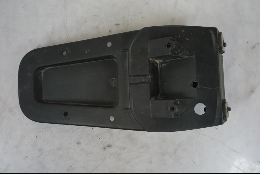 Snett uppifrån på Skylthållare från en BMW R 1150 GS -2002 motorcykel.