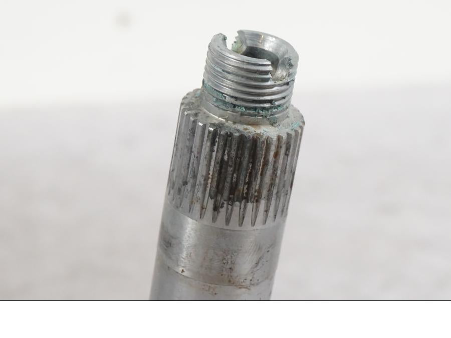 Baksidan på Styrstolpe från en BMW K 1600 GTL -2015 motorcykel.