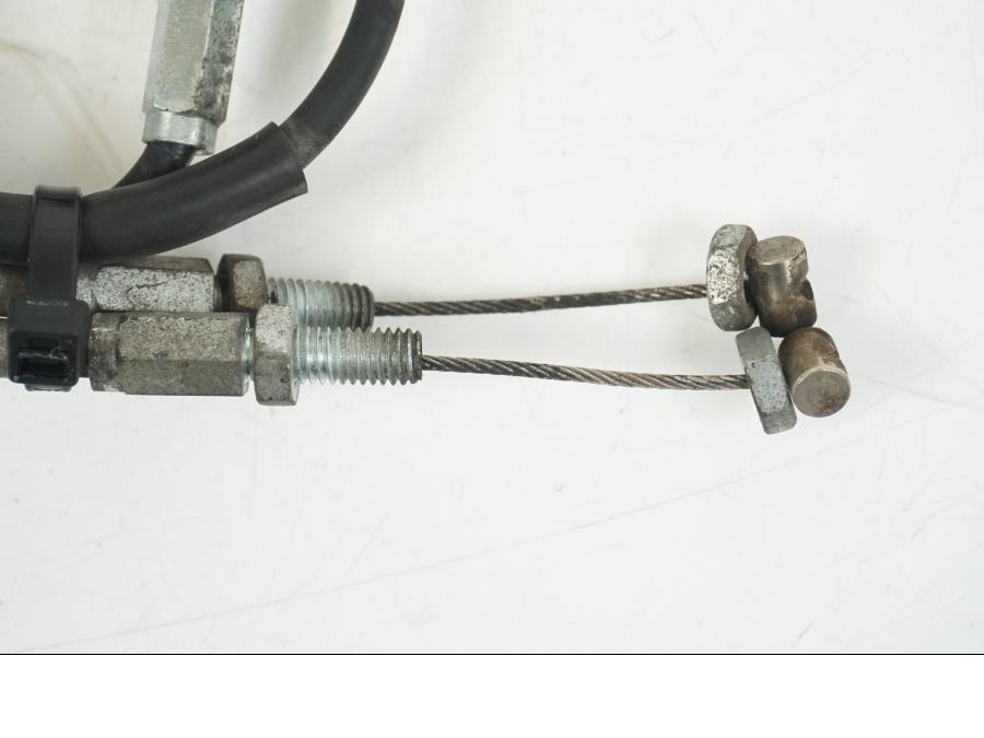 Vänster sida på Avgasspjällmotor från en Suzuki GSX-R 1000 -2007 motorcykel.