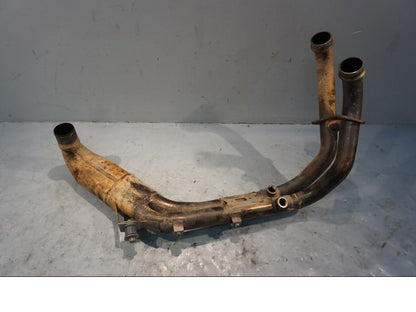 Framsidan på Grenrör från en Yamaha XT 1200 Z -2011 motorcykel.