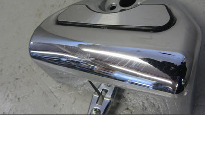 Höger sida på Styrkåpa från en H-D Touring Road King Classic FLHRCI -2008 motorcykel.