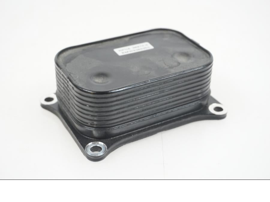 Framsidan på Oljekyl från en BMW F 850 GS -2019 motorcykel.