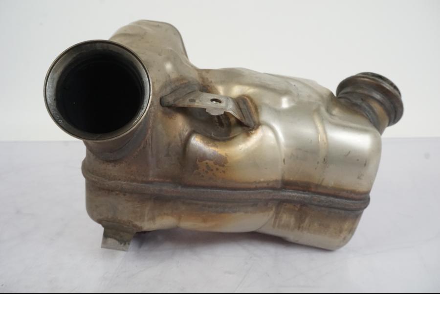 Extrabild3 på Avgassystem från en KTM 790 Duke -2019 motorcykel.