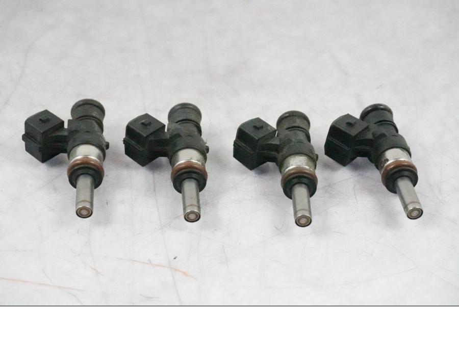 Baksidan på Spridare från en BMW K 1200 S -2005 motorcykel.