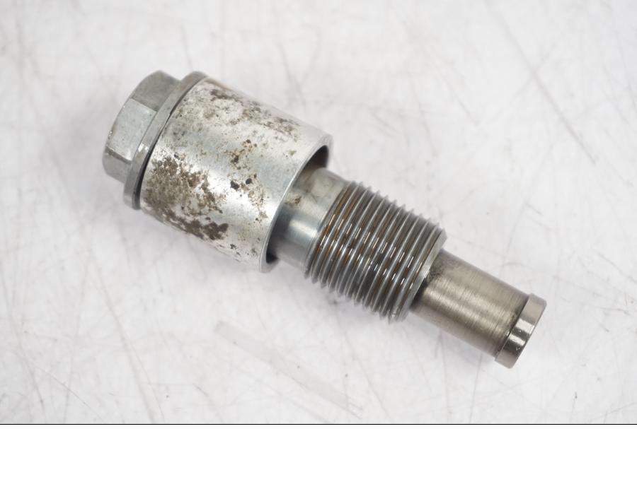 Framsidan på Kamkedjesträckare från en BMW R NineT -2017 motorcykel.