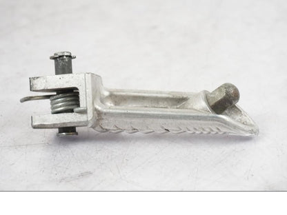 Vänster sida på Fotpinne från en Suzuki GSX-R 750 -2006 motorcykel.