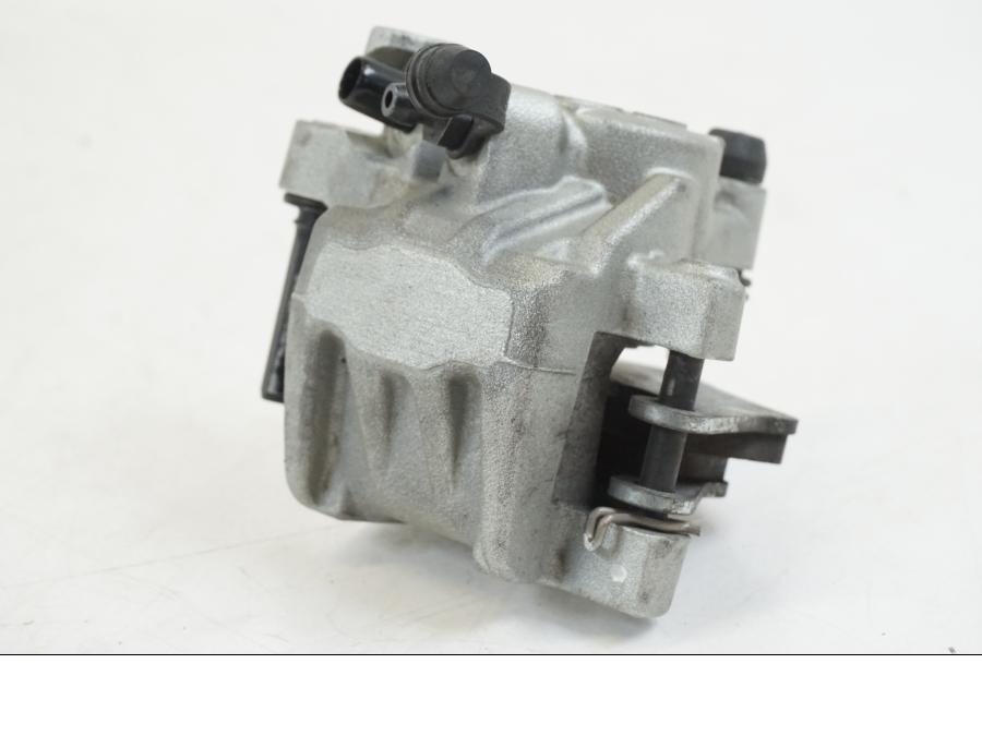 Höger sida på Bromsok från en Husqvarna 701 Supermoto -2020 motorcykel.