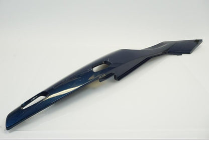 Baksidan på Bakvinge från en Triumph Sprint GT -2011 motorcykel.