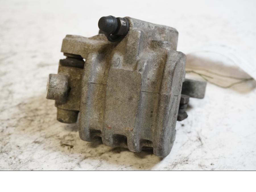 Baksidan på Bromsok från en Kawasaki KDX 125 -1991 motorcykel.