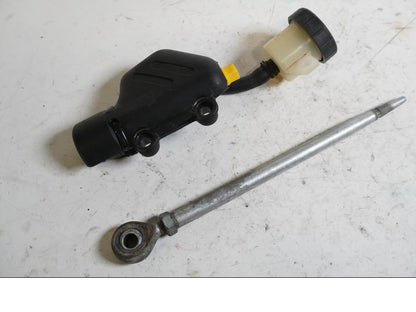 Framsidan på Bromshuvudcylinder från en KTM 640 SM -2003 motorcykel.