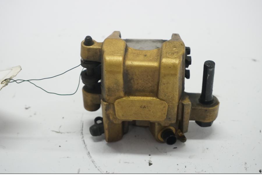 Vänster sida på Bromsok från en Honda VTR 1000 F -2005 motorcykel.