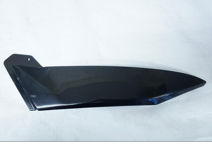 Framsidan på Bensintankskåpa från en Yamaha YZF 1000 R1 -2002 motorcykel.