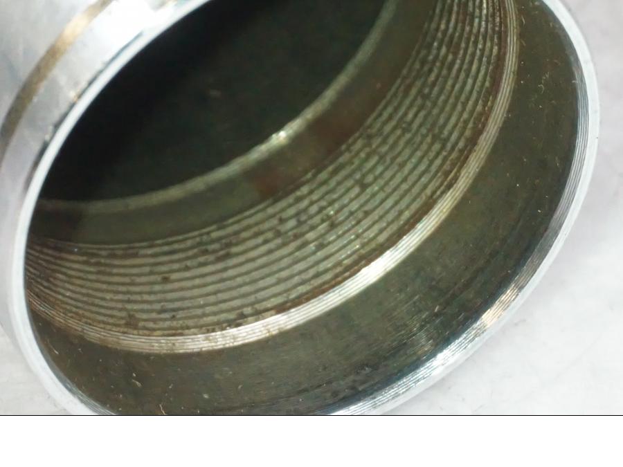 Höger sida på Gaffelben från en Honda VTR 1000 F -2001 motorcykel.