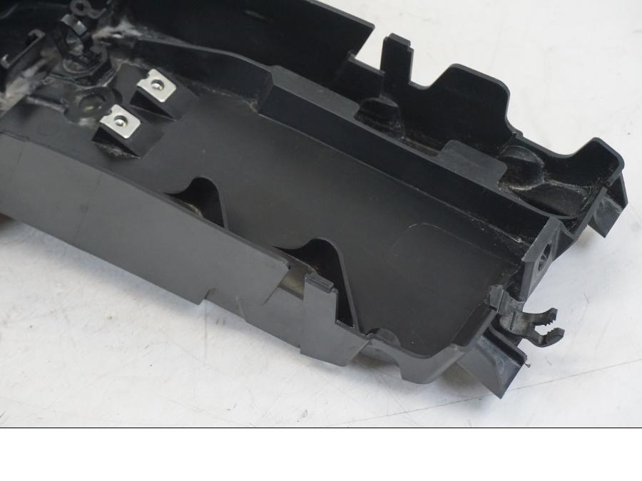 Baksidan på Undertail från en Yamaha YZF R7 -2022 motorcykel.