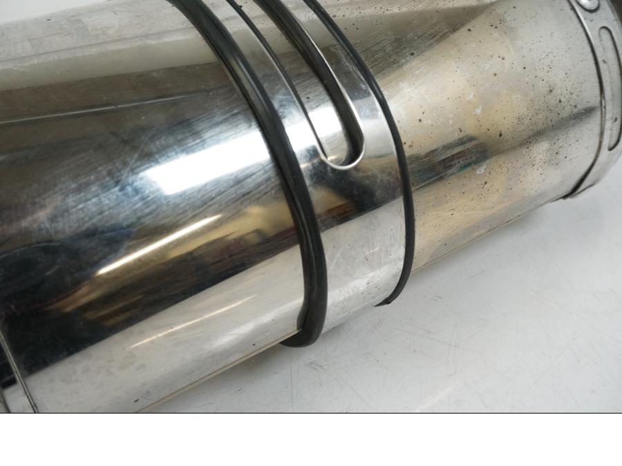 Höger sida på Ljuddämpare Sport från en Kawasaki ER-6F -2016 motorcykel.