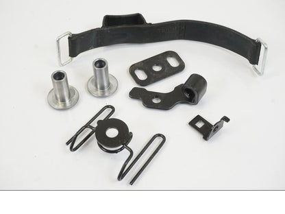 Vänster sida på Skruv / Mutter etc från en Triumph Trident -2021 motorcykel.