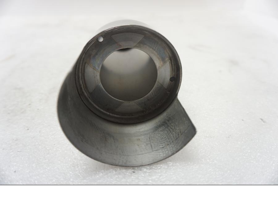 Vänster sida på Gaffelbendekor från en Suzuki VL 800 -2004 motorcykel.