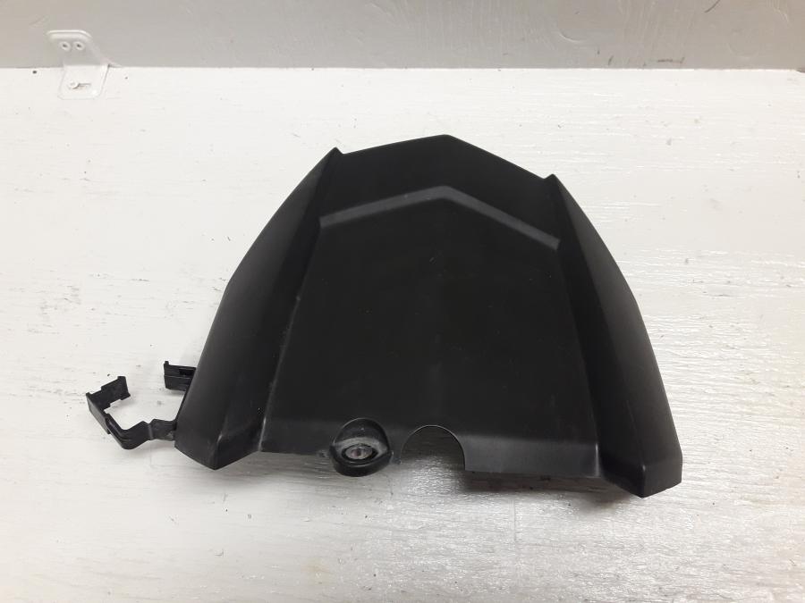 Framsidan på Svingskärm från en Yamaha XSR 900 -2016 motorcykel.