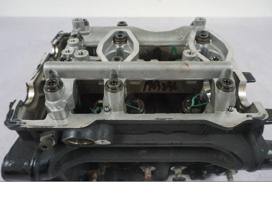 Extrabild3 på Topplock från en BMW F 750 GS -2020 motorcykel.