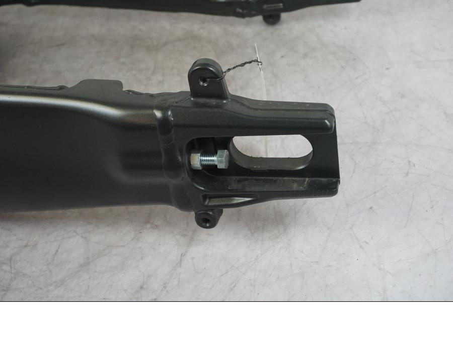 Extrabild3 på Sving från en Yamaha MT-09 -2024 motorcykel.