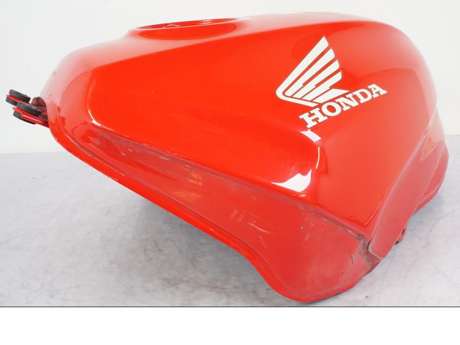Snett uppifrån på Bensintank från en Honda CBR 1000 F -1999 motorcykel.