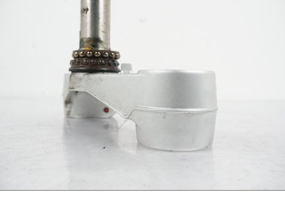 Snett uppifrån på Gaffelkrona från en MV Agusta Dragster -2014 motorcykel.