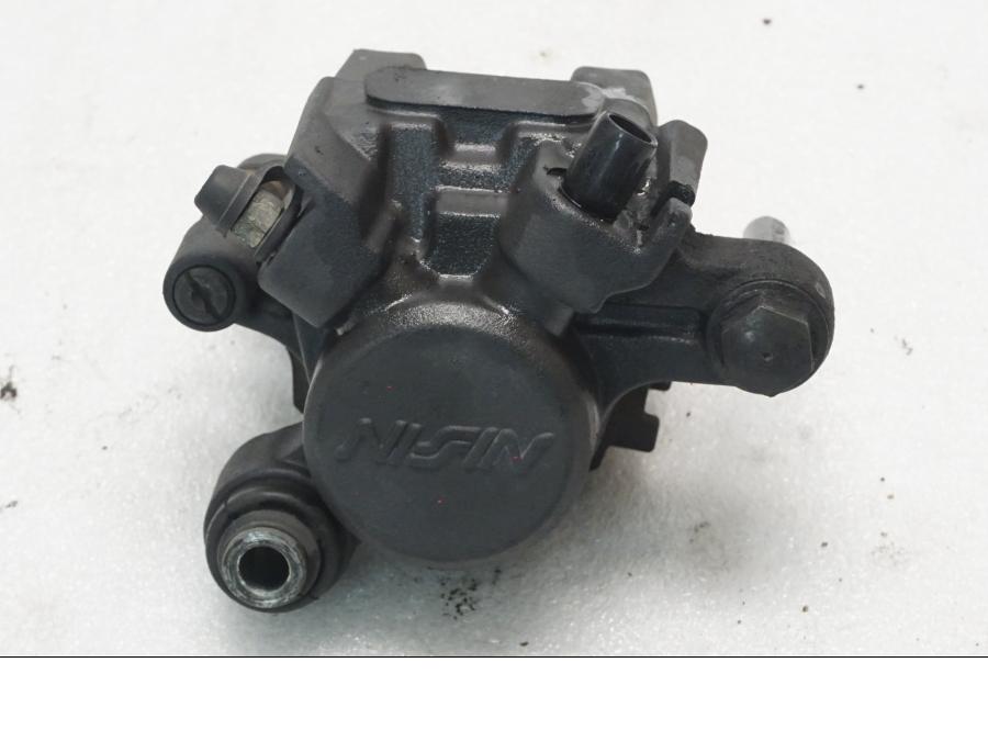 Framsidan på Bromsok från en Suzuki SV 650 -2006 motorcykel.