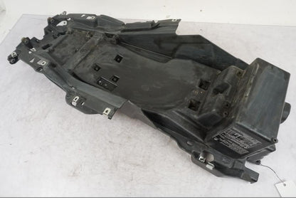 Extrabild6 på Undertail från en BMW K 1600 GTL -2015 motorcykel.