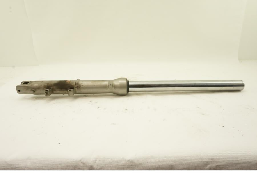 Baksidan på Gaffelben från en Honda VFR 750 -1990 motorcykel.