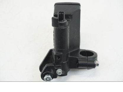 Extrabild1 på Bromshuvudcylinder från en Suzuki GSX 1300 R -2017 motorcykel.