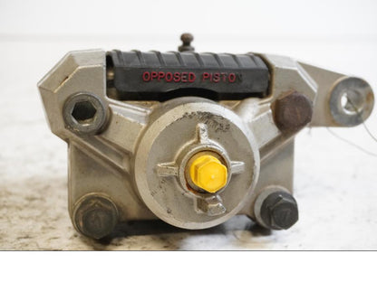 Framsidan på Bromsok från en Suzuki GSX 400 -1983 motorcykel.