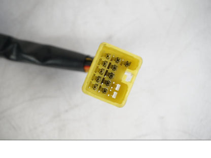 Höger sida på Styrelreglage från en Suzuki SV 650 -1999 motorcykel.