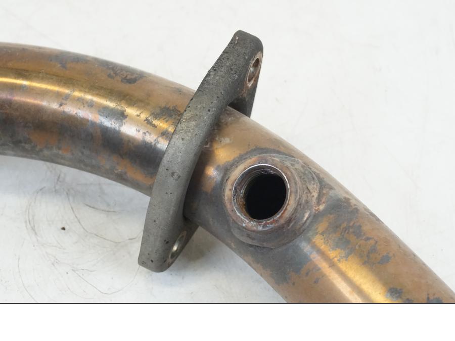 Höger sida på Grenrör från en BMW F 650 CS -2003 motorcykel.