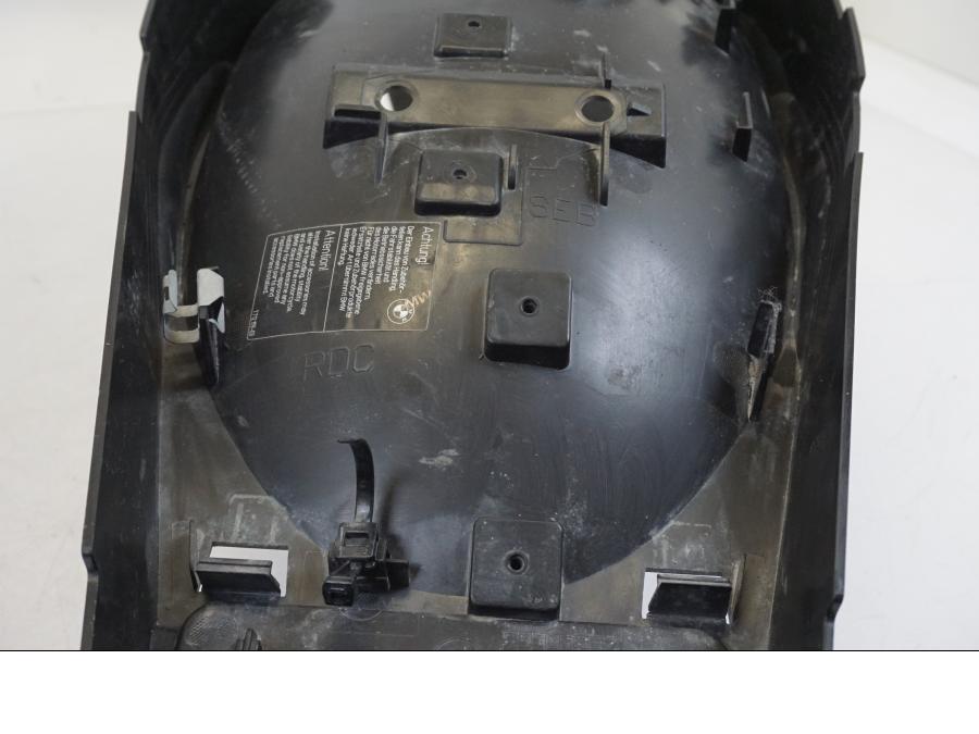 Snett uppifrån på Undertail från en BMW R 1250 GS -2019 motorcykel.