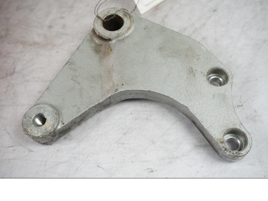 Baksidan på Bromsoksfäste från en Kawasaki VN 1500 Classic Tourer -2000 motorcykel.