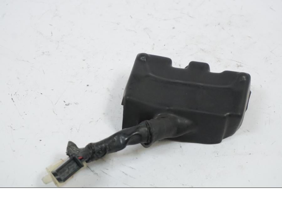 Höger sida på Säkringsbox från en Honda VT 600 C -1995 motorcykel.