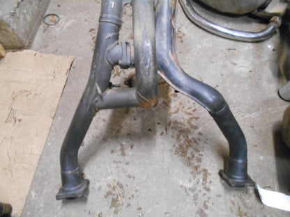 Höger sida på Grenrör från en Suzuki TL 1000 S -1998 motorcykel.