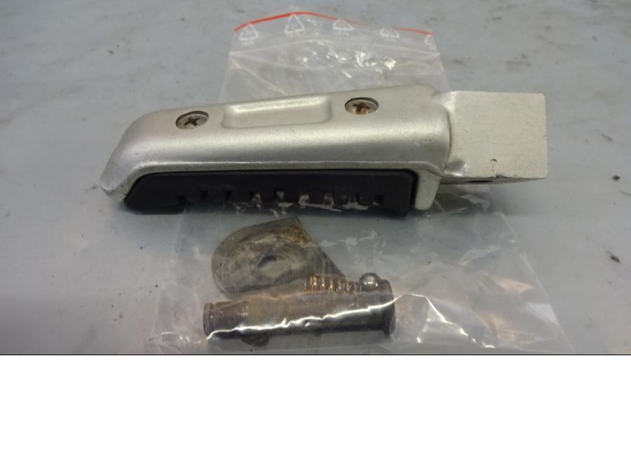 Baksidan på Fotpinne från en Ducati ST2 -2001 motorcykel.