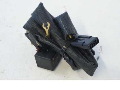 Vänster sida på Tändpickup från en Kawasaki ER-6N -2012 motorcykel.