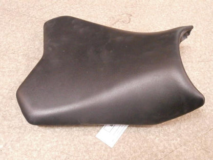 Framsidan på Sadel från en Kawasaki Ninja 300 -2013 motorcykel.