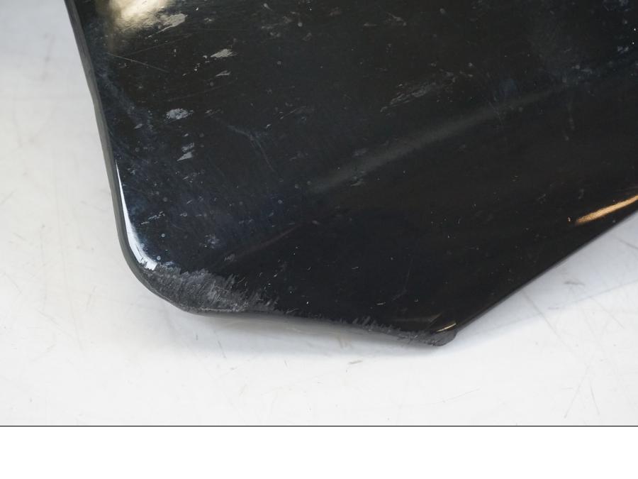 Höger sida på Toppkåpa från en Suzuki GSX-R 1000 -2005 motorcykel.