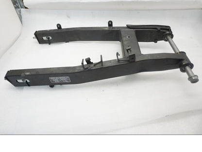 Baksidan på Sving från en Kawasaki Z 400 -2020 motorcykel.