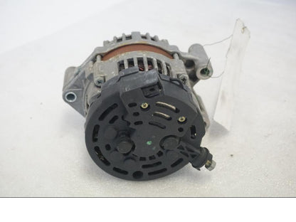 Höger sida på Generator från en BMW K 1300 R -2011 motorcykel.