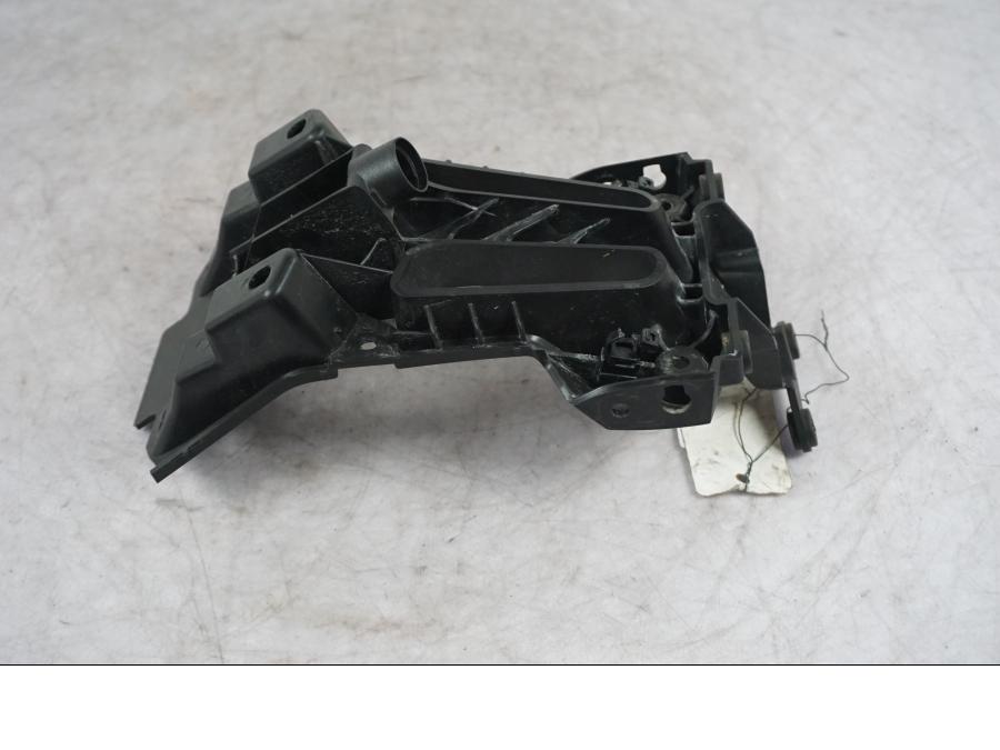 Framsidan på Bakskärm från en BMW S 1000 XR -2019 motorcykel.