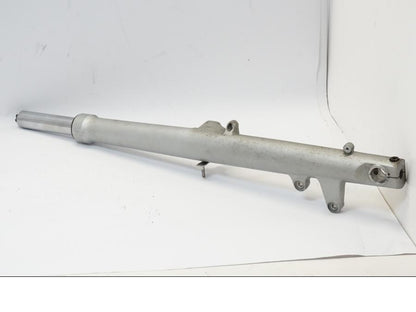 Snett uppifrån på Gaffelben från en BMW R 1150 RS -2004 motorcykel.