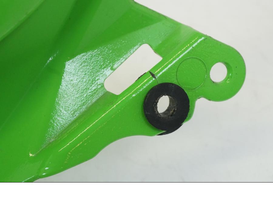 Snett uppifrån på Bakvinge från en Kawasaki NINJA 400 -2020 motorcykel.