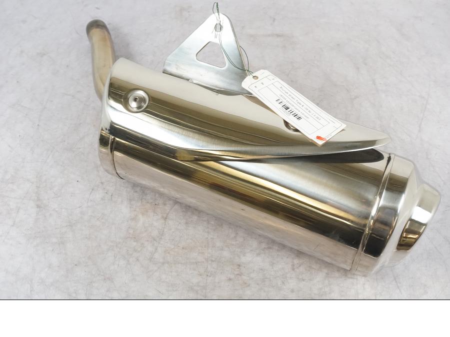 Baksidan på Ljuddämpare från en Triumph Street Triple R -2009 motorcykel.